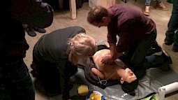 Geslaagde herhalingslessen AED Stokkum