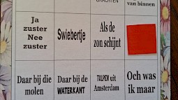 Gezellige koffieochtend met traktaties en muziekbingo